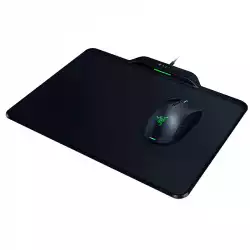 Razer Mamba HyperFlux&Firefly HyperFlux Bundle, HyperFlux Wireless Power Technology, Battery-less, lightweight wireless gaming mouse, 16,000 DPI 5G optical sensor, Dual hard and cloth mat surface, Razer Chroma, 1000 Hz Ultrapolling, 50 G acceleration