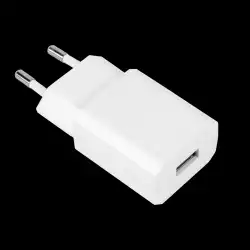 VCom бяло зарядно за стена Charger AC / 1A 1xUSB White - M010